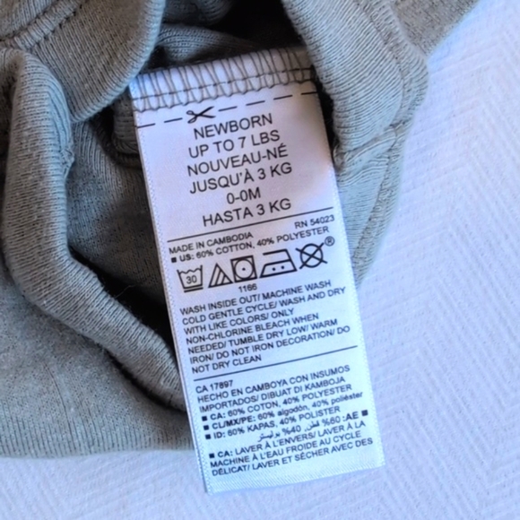 old navy dog graphic short sleeve bodysuit diaper shirt up to 7 lbs. baby boy - Picture 4 of 5